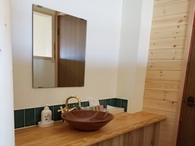 本館の客室の洗面台